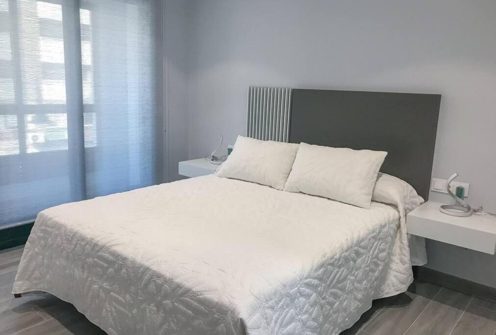 Sakura Homes Ponferrada Centro 8 Plazas Екстериор снимка